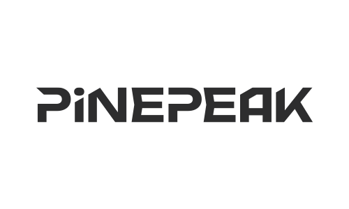 Pinepeak-logo med teksten 'Pinepeak'.
